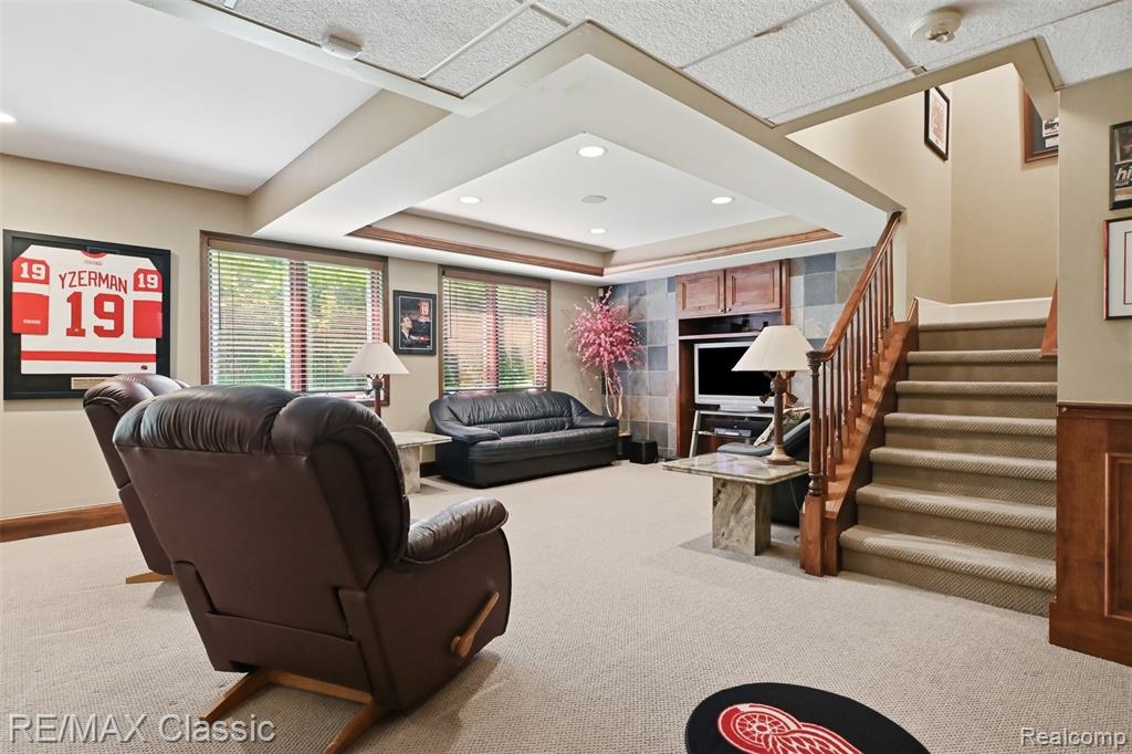 8033 Pine Ridge Court, Northville, MI 48168 — Photo 29