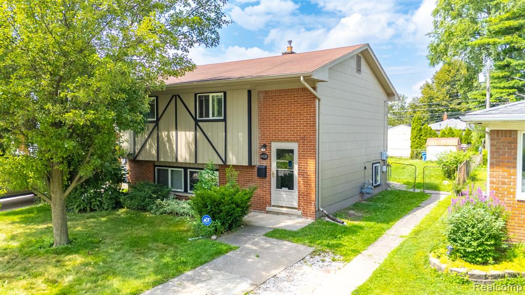 4408 Campbell Street, Dearborn Heights, MI 48125 — Photo 3