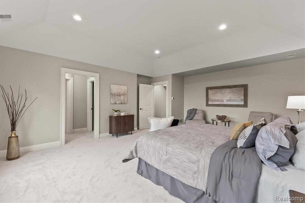 556 Ridgedale Avenue, Birmingham, MI 48009 — Photo 18