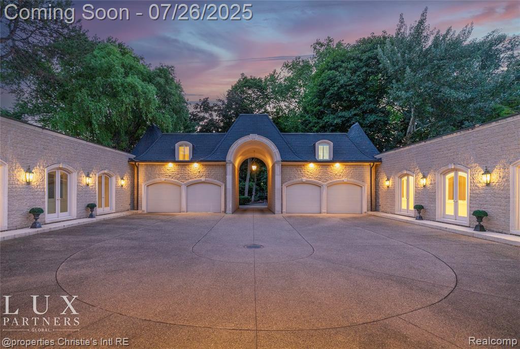 1010 LAKE SHORE Road, Grosse Pointe Shores, MI 48236 — Photo 4