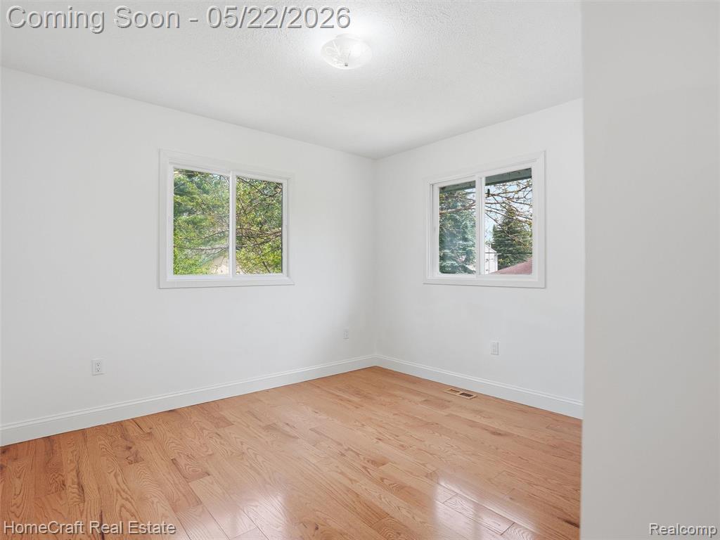 2355 MERRILL Avenue, Ypsilanti, MI 48197 — Photo 13