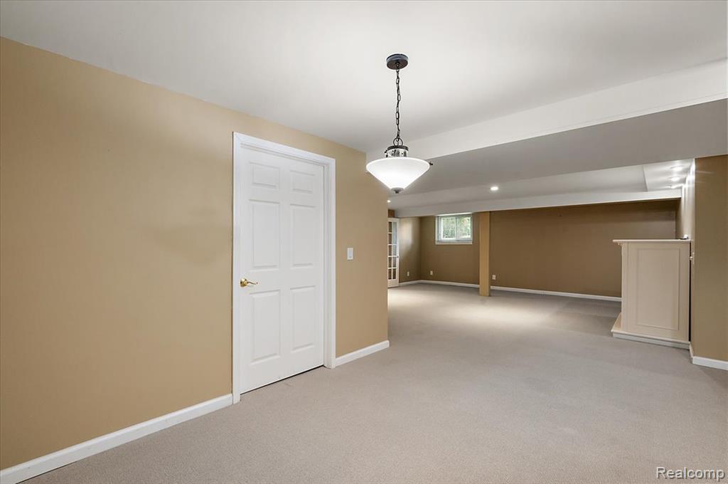 6952 Granger Drive, Troy, MI 48098 — Photo 31