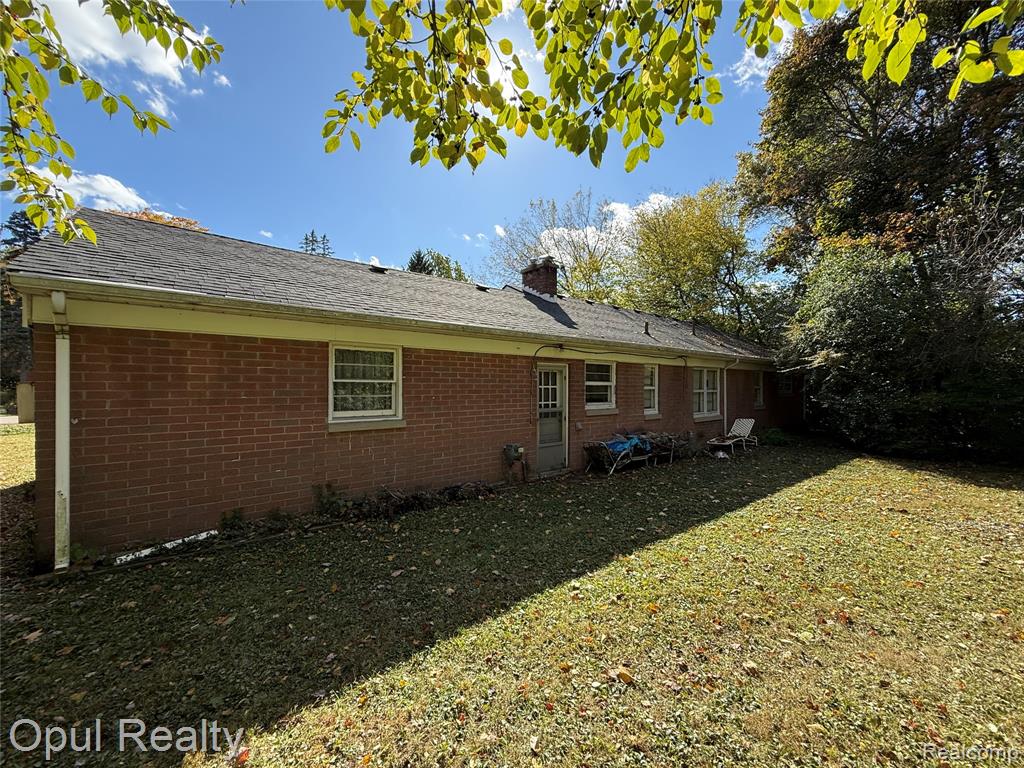 42550 Clemons Drive, Plymouth, MI 48170 — Photo 5