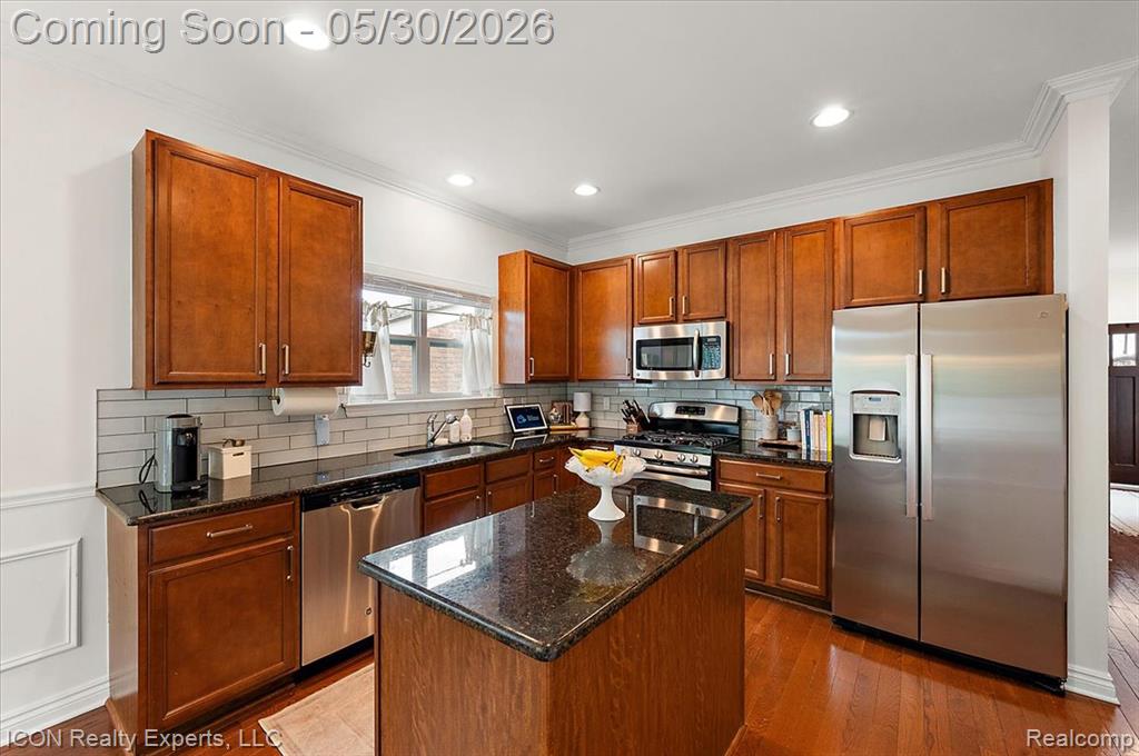 487 N Washington Avenue, Clawson, MI — Photo 9