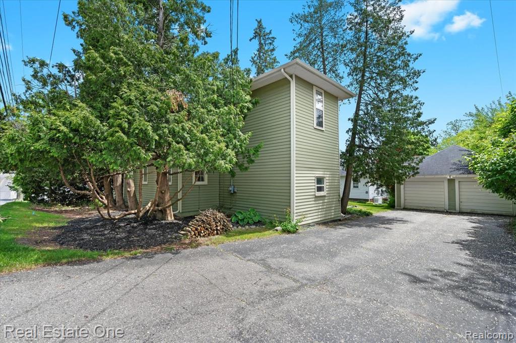 641 UNION Street, Milford, MI 48381 — Photo 5