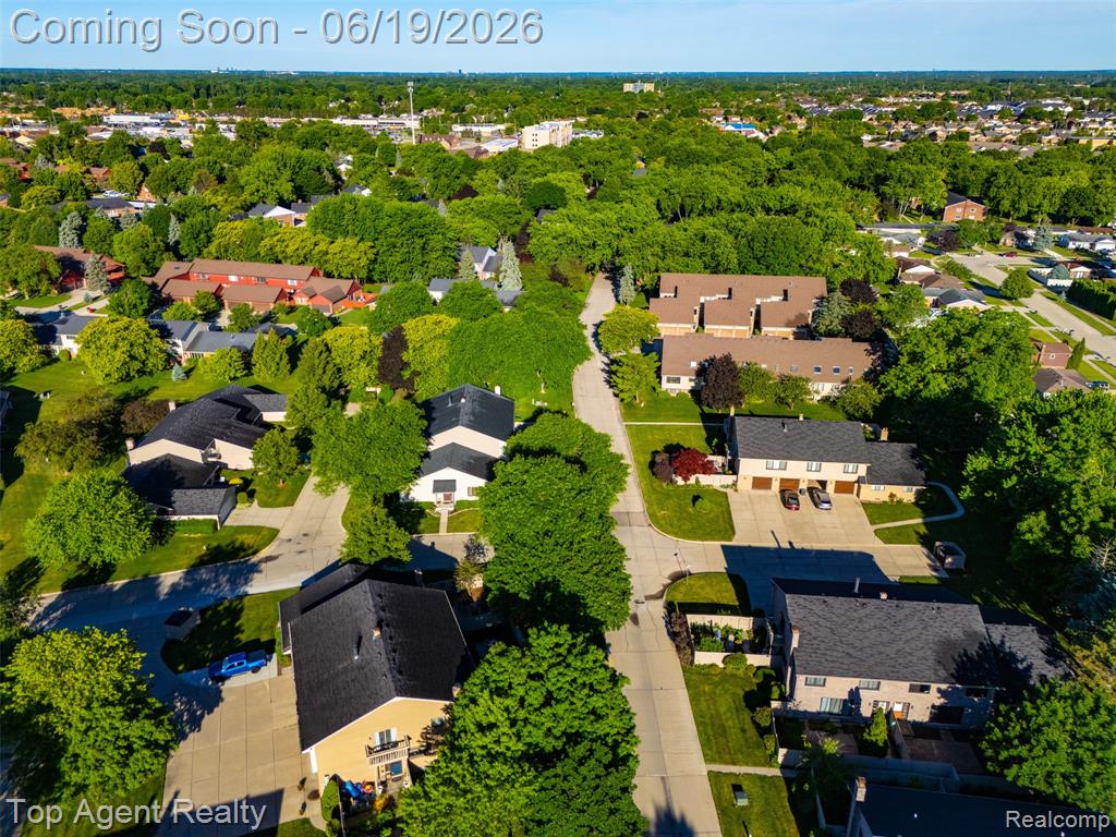 42374 Lochmoor Street, Clinton Twp, MI 48038 — Photo 41