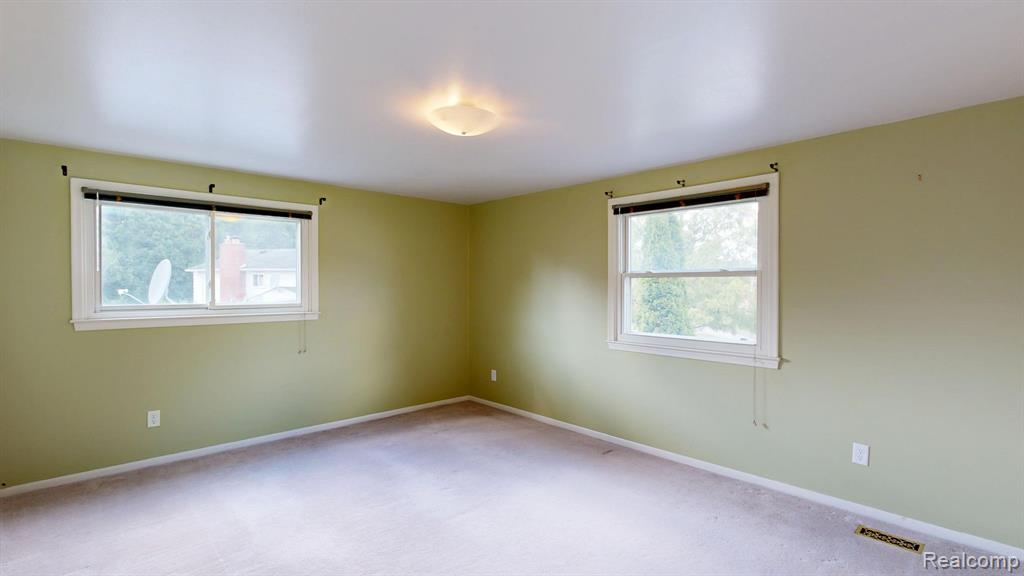 4185 Pinehurst Court, West Bloomfield, MI — Photo 37