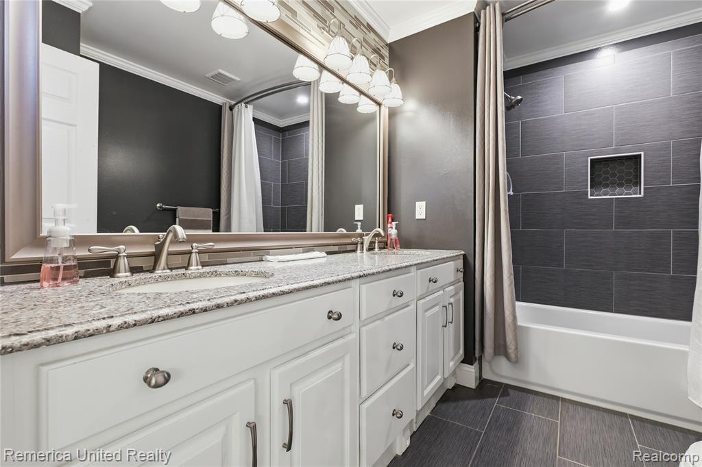 12825 Larkins Road, Brighton, MI 48114 — Photo 53