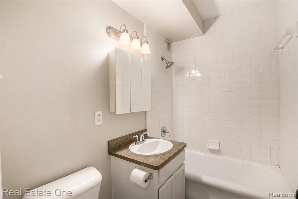 15 E Kirby Street, 1125, Detroit, MI 48202 — Photo 15