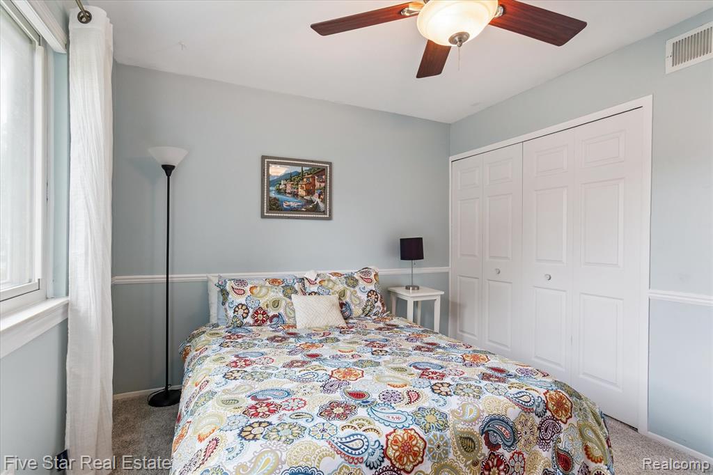 43592 Champlain Court, Canton, MI 48188 — Photo 24