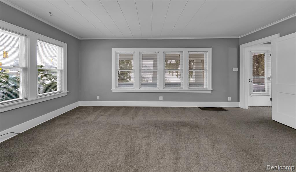 433 N Saginaw Street, Holly, MI 48442 — Photo 23
