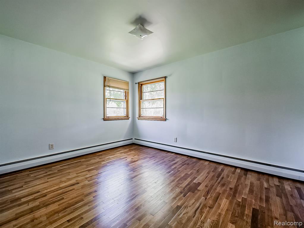 9745 MARSHALL Road, South Lyon, MI 48178 — Photo 15