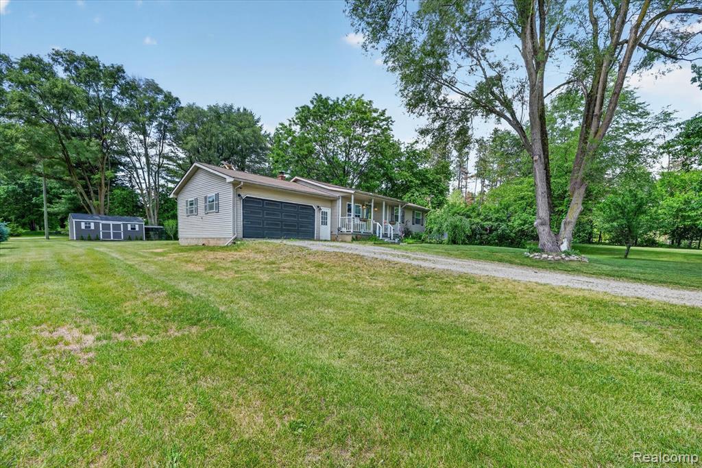 3837 Jones Road, North Branch, MI 48461 — Photo 2