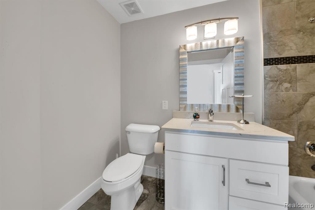 48341 APPLEGROVE Lane, New Baltimore, MI, 00000