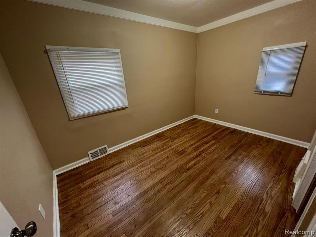 8279 Greenlawn Street, Detroit, MI 48204 — Photo 6