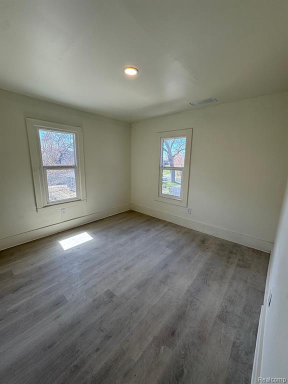 100 MASSACHUSETTS Street, Highland Park, MI 48203 — Photo 7