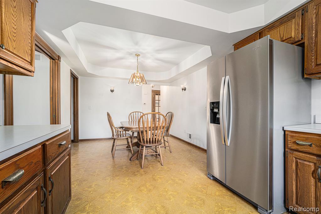 48796 Palmyra Drive, Shelby Twp, MI 48317 — Photo 14