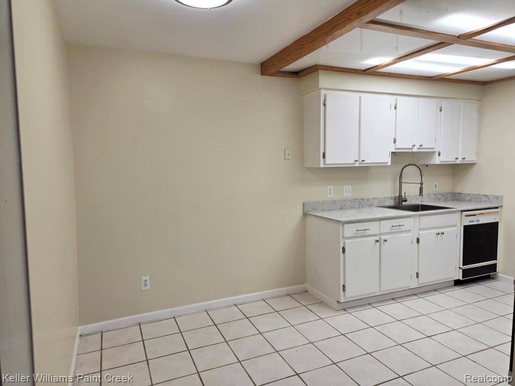 509 E UNIVERSITY DRIVE #507 Drive, Rochester, MI 48307 — Photo 12