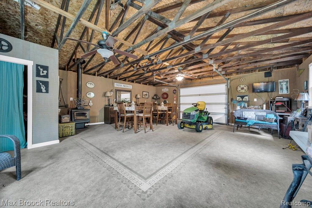710 HARTLAND Drive, Troy, MI 48083 — Photo 30