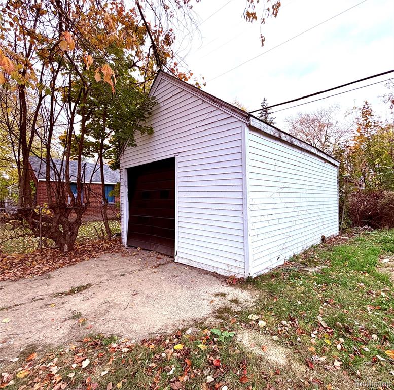 10029 Balfour Road, Detroit, MI 48224 — Photo 11
