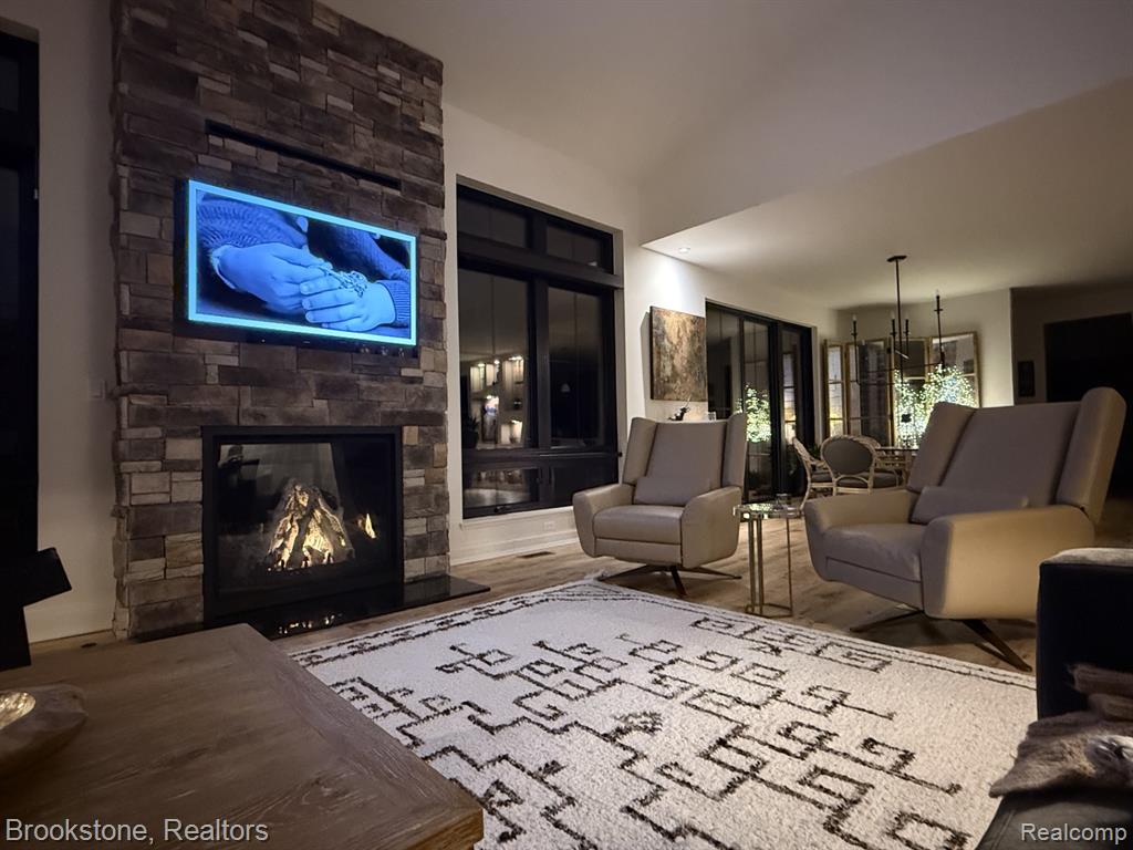 3440 N Squirrel Road, Auburn Hills, MI 48326 — Photo 9