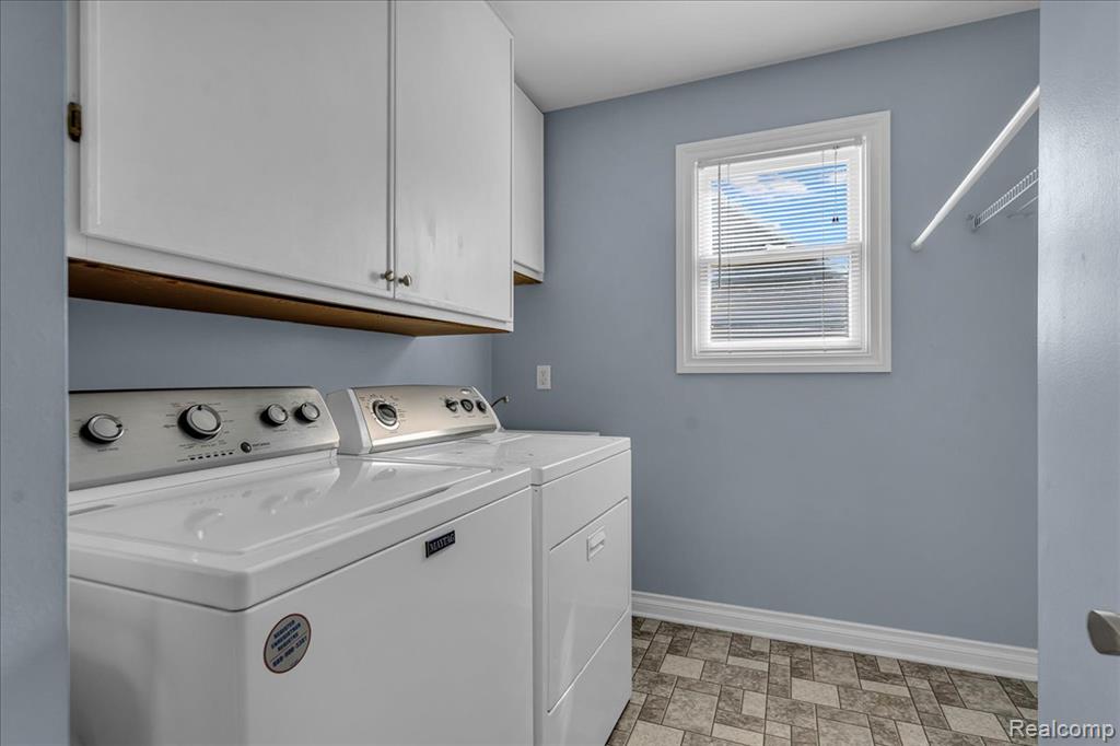 4142 Oak Street, Grand Blanc, MI 48439 — Photo 33