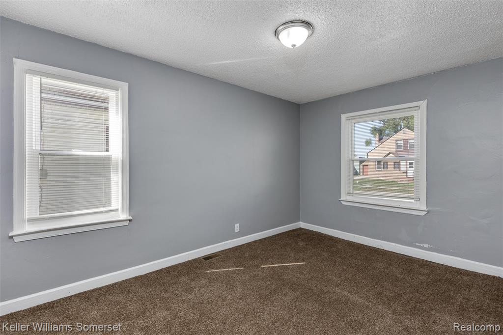 8082 Packard Avenue, Warren, MI 48089 — Photo 7