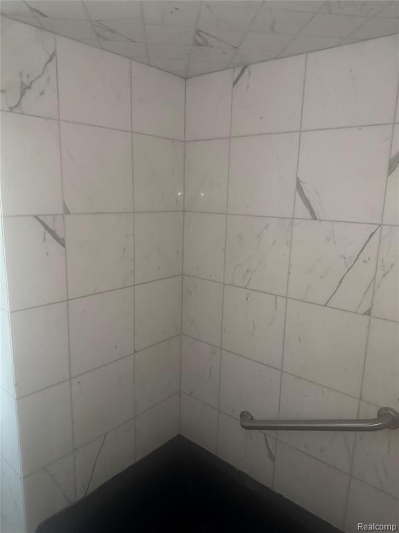 1246 S Liddesdale Street, Detroit, MI 48217 — Photo 9