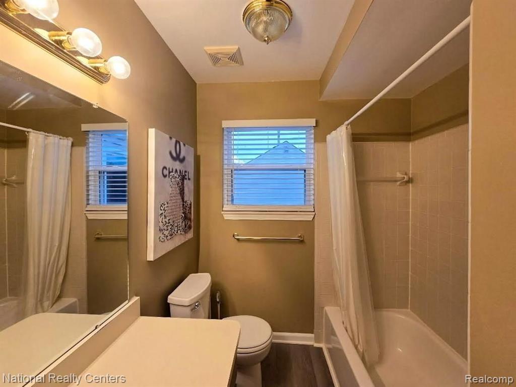 44273 DARTMOUTH Street, Canton, MI 48188 — Photo 24
