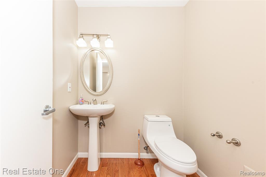 6427 RICHARD Run, 10, West Bloomfield, MI — Photo 5