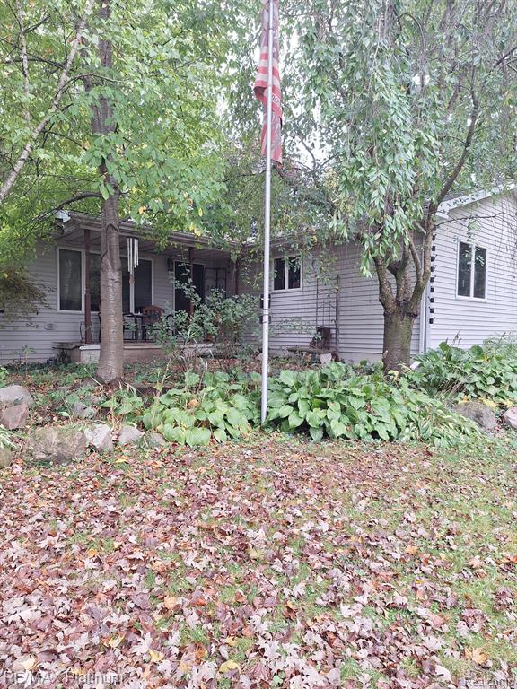 10209 Sargent Road, Fowlerville, MI 48836 — Photo 2