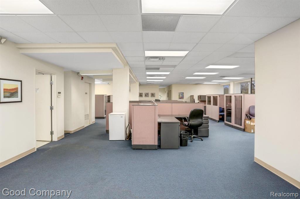 965 E JEFFERSON Avenue, Detroit, MI 48207 — Photo 18