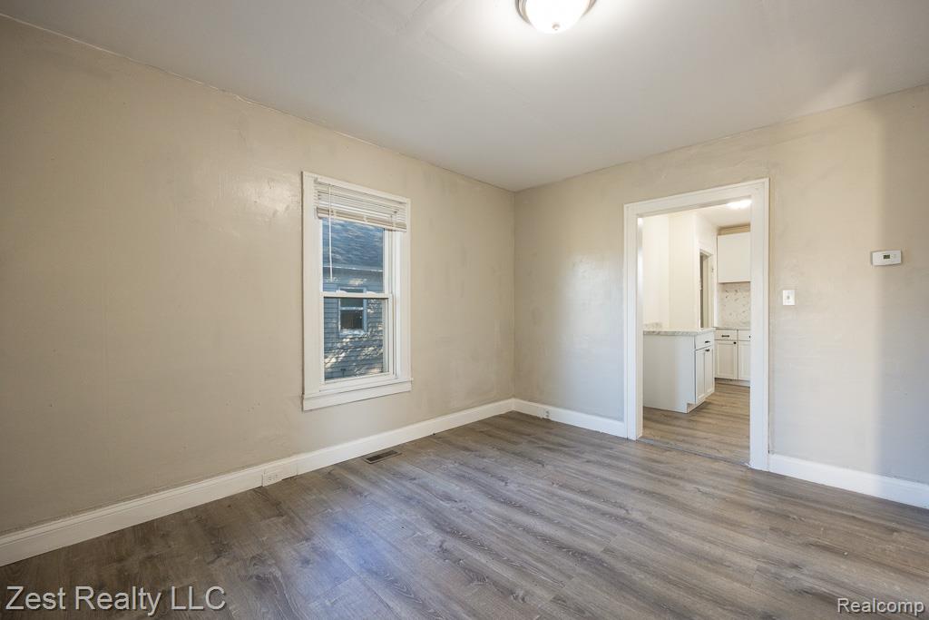 18765 Riverview Street, Riverview, MI 48193 — Photo 5