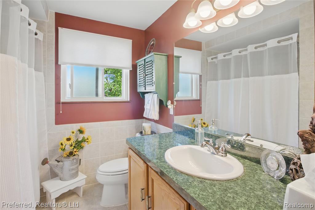 8530 Elmhurst Street, Canton, MI 48187 — Photo 21
