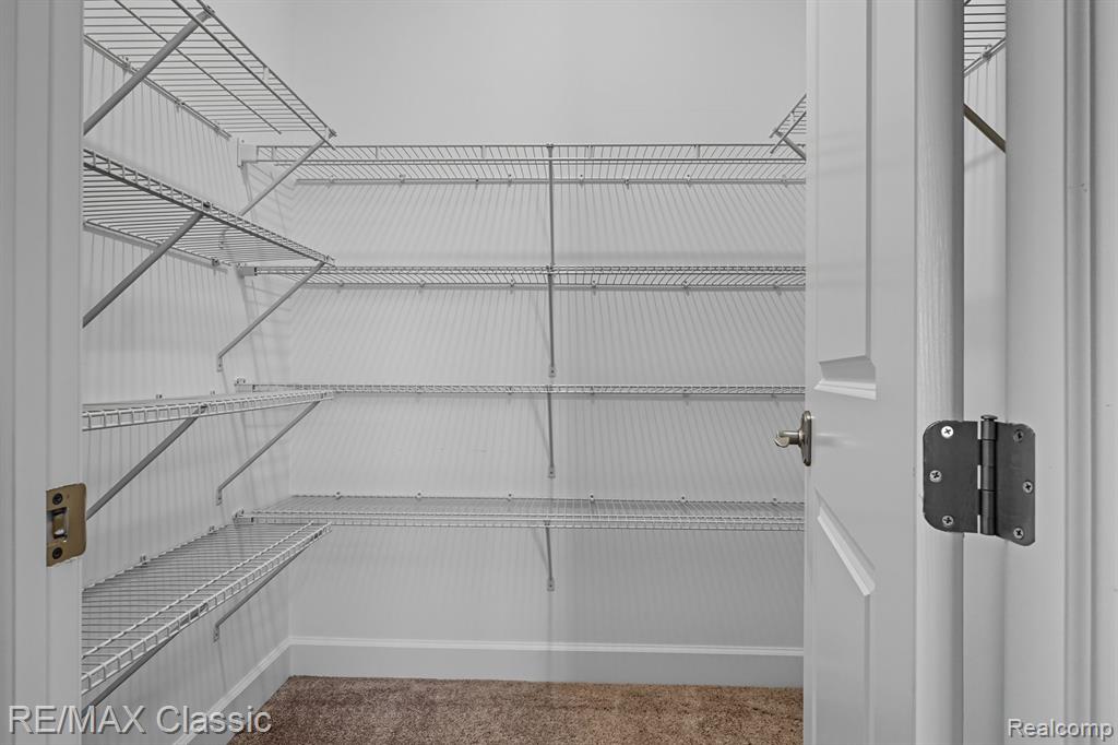 24530 Pinnacle Circle, 25, South Lyon, MI 48178 — Photo 17