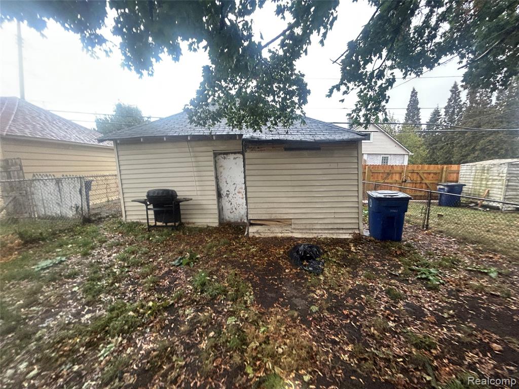 11634 Saint Aubin Street, Hamtramck, MI 48212 — Photo 53