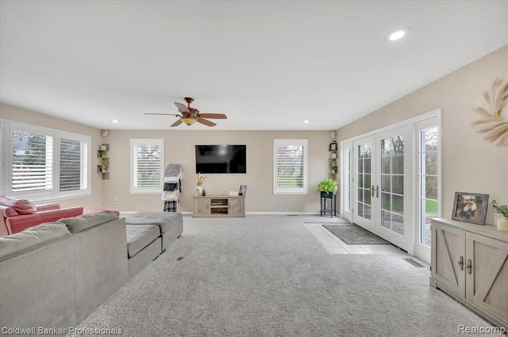 5082 BIRCH TREE Court, Grand Blanc, MI 48439 — Photo 7