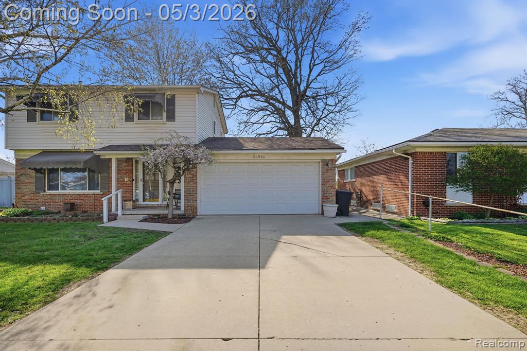 24924 W Magdalena Street, Harrison Township, MI — Photo 2