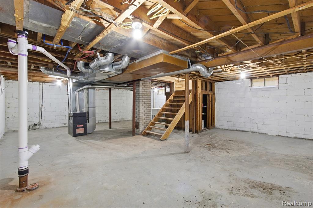 18027 Moenart Street, Detroit, MI 48234 — Photo 14