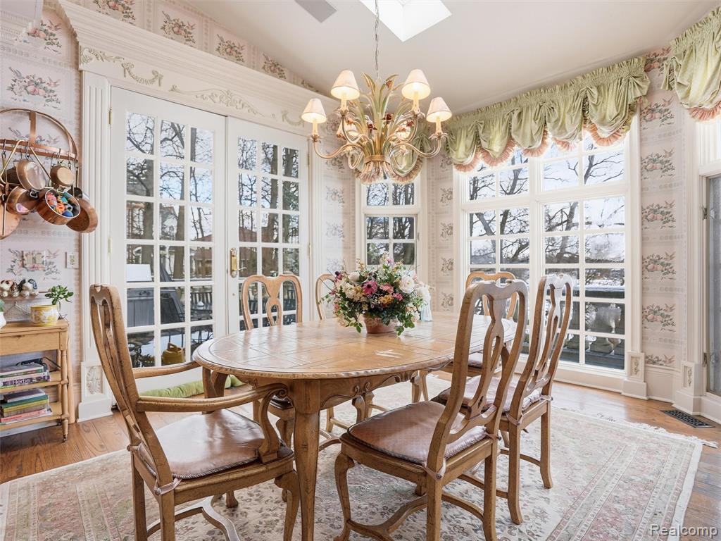 3075 Heron Pointe Drive, Bloomfield Hills, MI 48302 — Photo 16