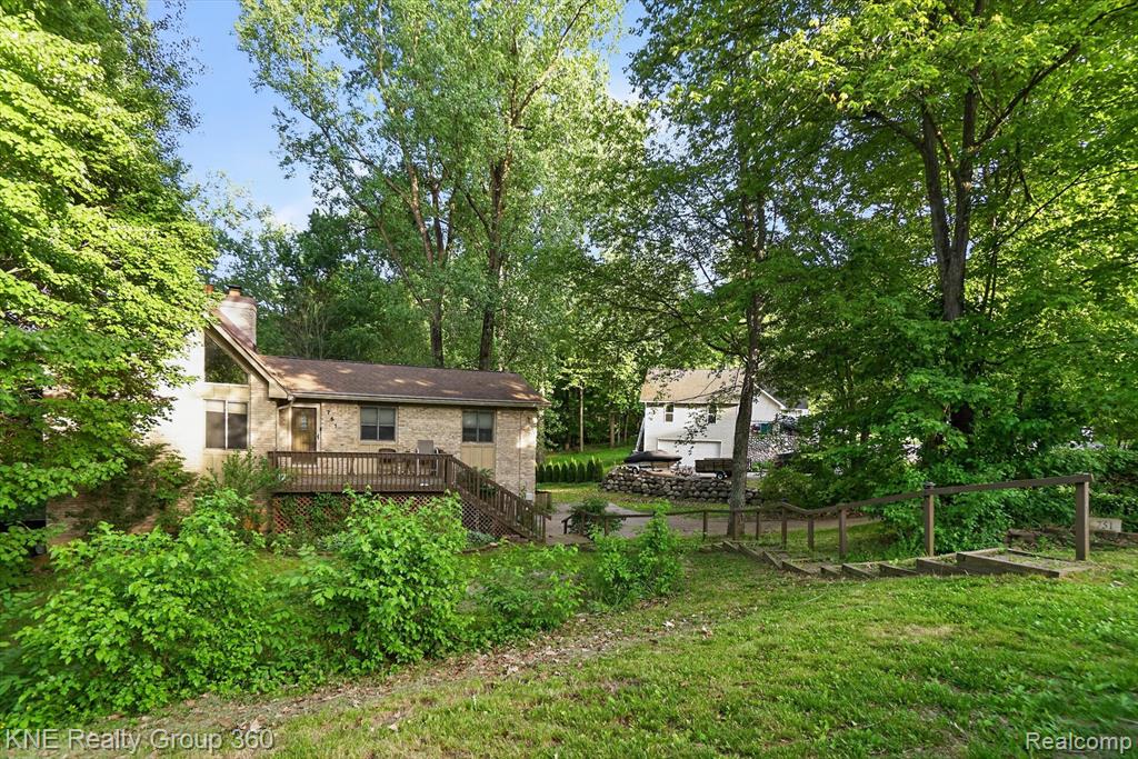 751 Maury Place, Howell, MI 48843 — Photo 2
