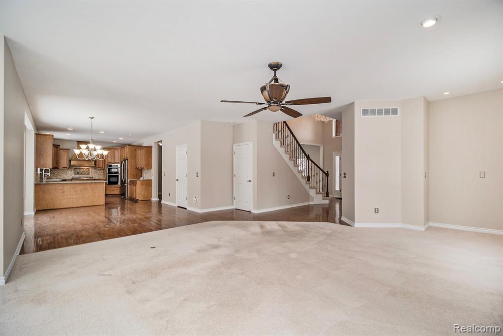 2298 Meadow Court, Leonard, MI 48367 — Photo 19