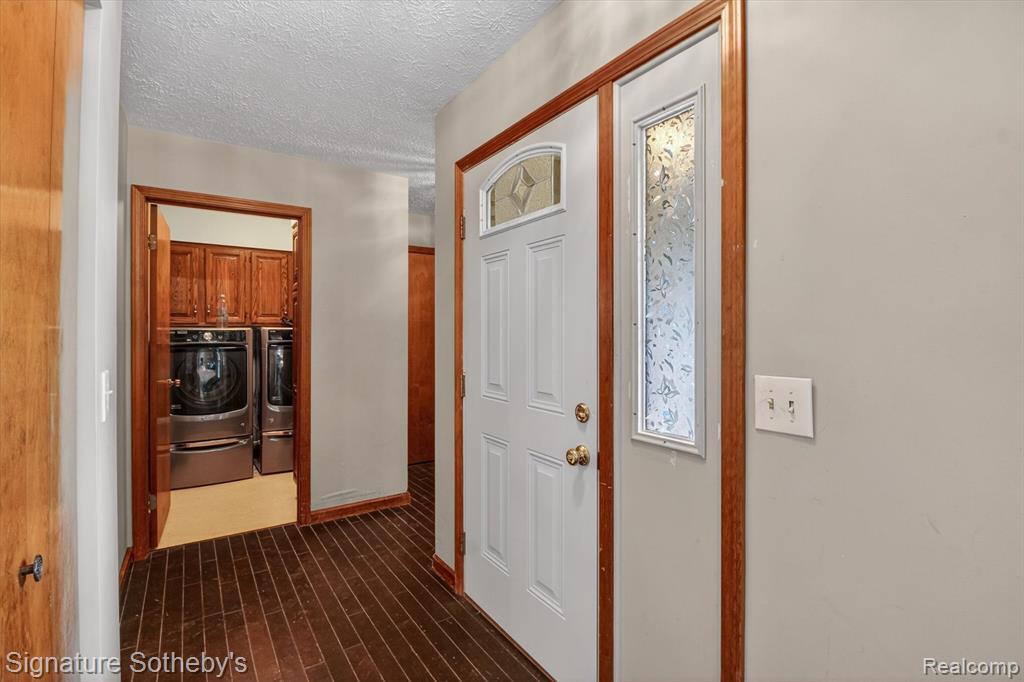 652 Willow Lane, Frankenmuth, MI 48734 — Photo 4