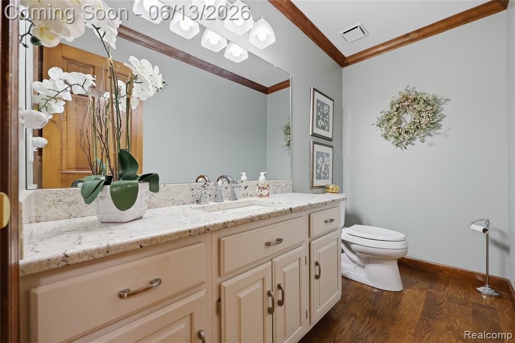 55380 Theo Drive, Shelby Twp, MI 48315 — Photo 22