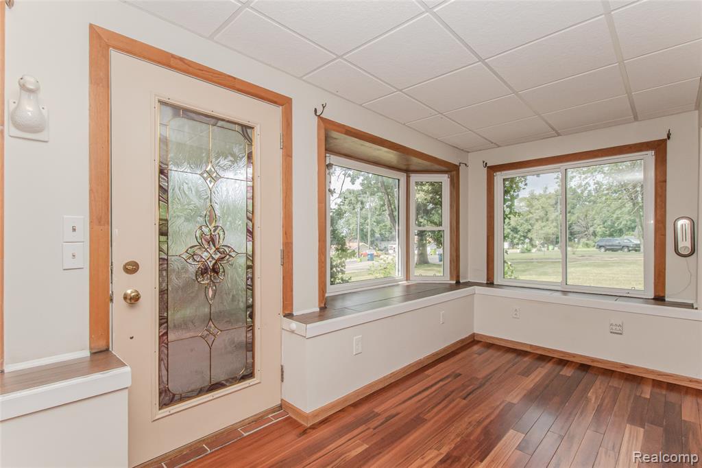 9042 Gale Road, White Lake, MI — Photo 25