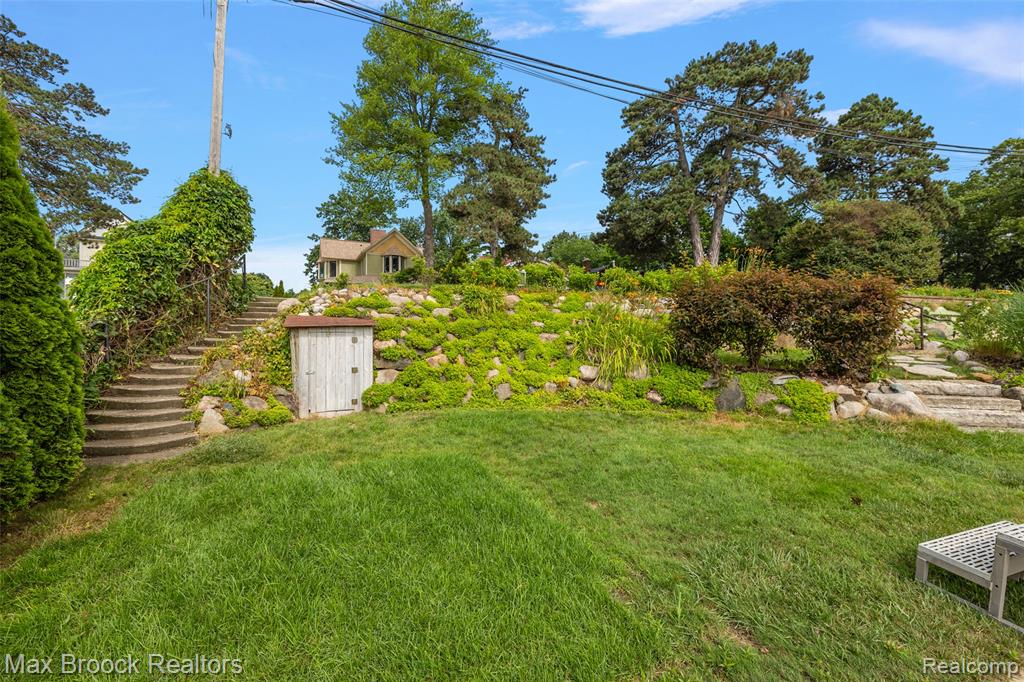 3642 Orchard Lake Road, West Bloomfield, MI 48324 — Photo 30