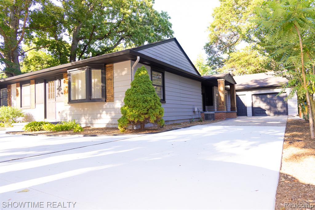 45626 Wakefield Street, Shelby Twp, MI 48317 — Photo 23