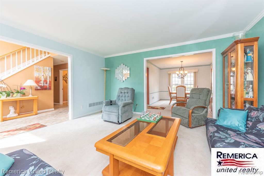 46206 LARCHMONT Drive, Canton, MI 48187 — Photo 9