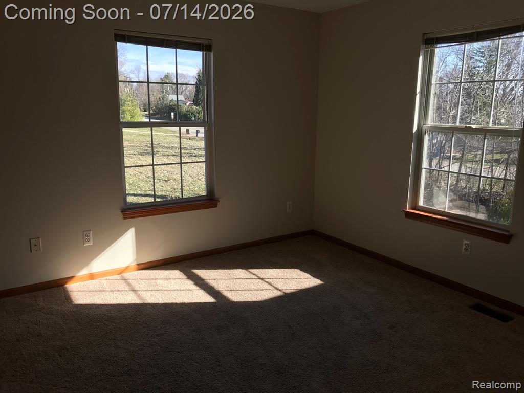 11826 N MAIN Street, Whitmore Lake, MI 48189 — Photo 15