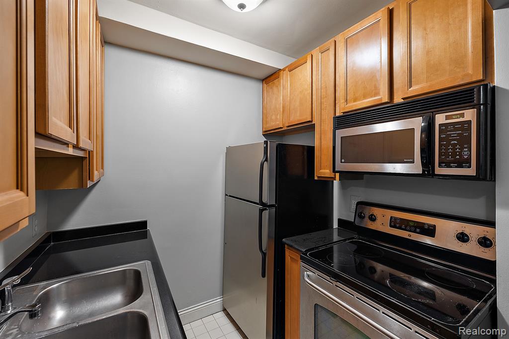 15 E KIRBY Street, 322, Detroit, MI 48202 — Photo 14